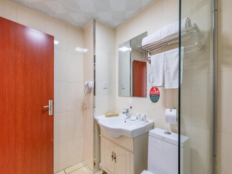 Greentree Inn Liaoning Dalian Development Zone Jinma Road Pedestrian Street Express Hotel Buitenkant foto
