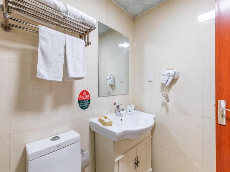 Greentree Inn Liaoning Dalian Development Zone Jinma Road Pedestrian Street Express Hotel Buitenkant foto