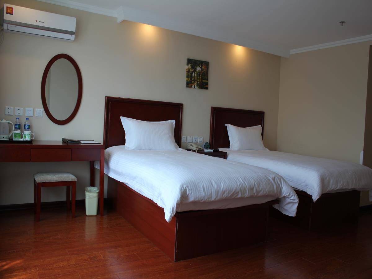 Greentree Inn Liaoning Dalian Development Zone Jinma Road Pedestrian Street Express Hotel Buitenkant foto