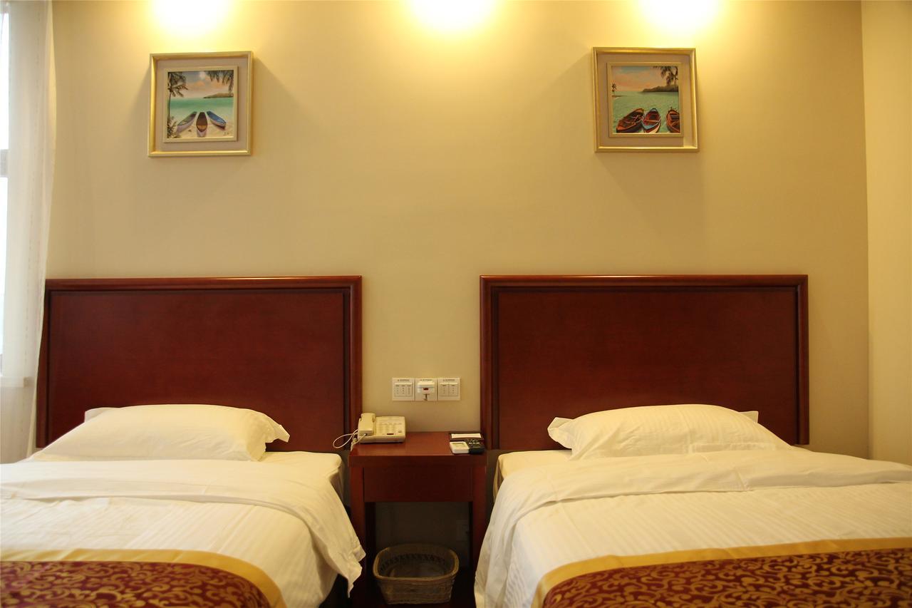 Greentree Inn Liaoning Dalian Development Zone Jinma Road Pedestrian Street Express Hotel Buitenkant foto