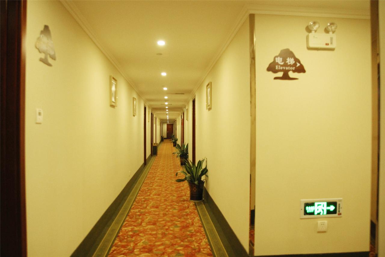 Greentree Inn Liaoning Dalian Development Zone Jinma Road Pedestrian Street Express Hotel Buitenkant foto