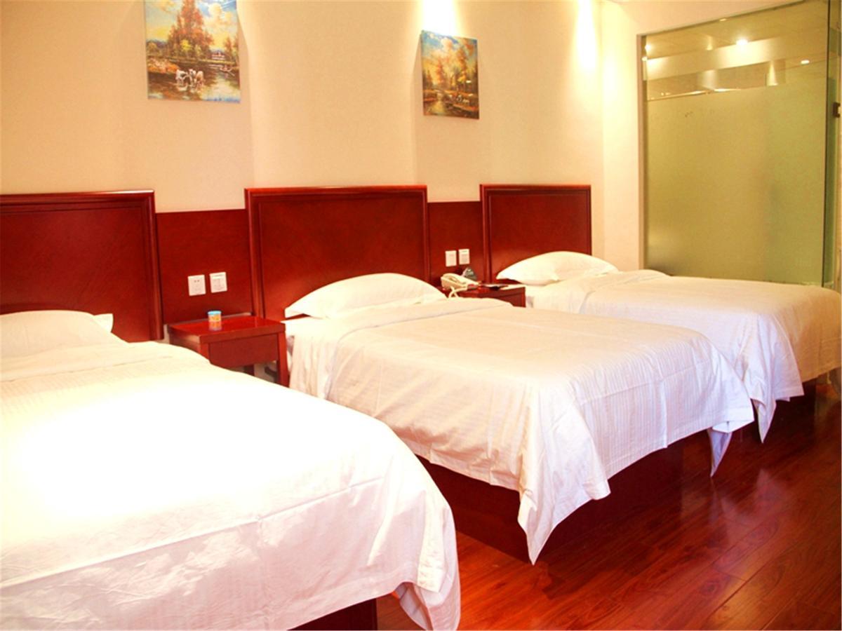 Greentree Inn Liaoning Dalian Development Zone Jinma Road Pedestrian Street Express Hotel Buitenkant foto